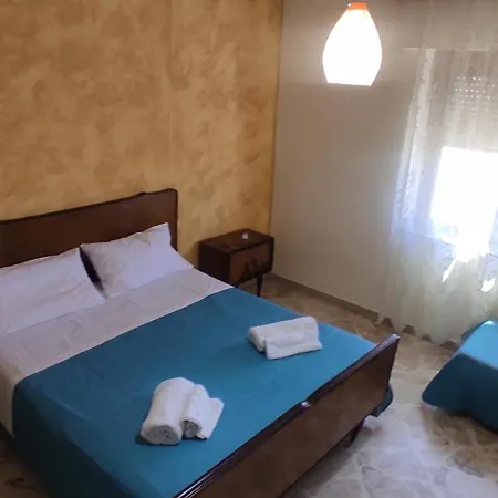 Di Nick Corso Dei Mille 175